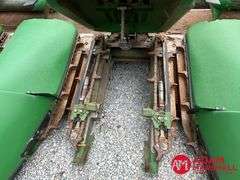 2014  John Deere  612C  Corn Head - 12R30