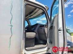 2016  Kenworth  T680  Semi Truck