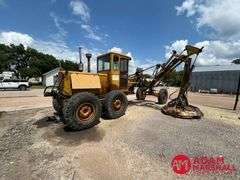 Caterpillar  120  Motor Grader - Mower