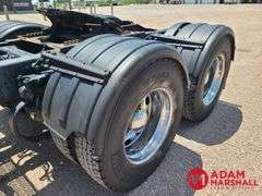 2006  Peterbilt  379  Semi Truck