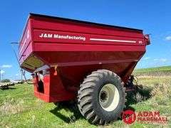 2011  J & M  875-18   Grain Cart