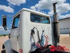 1991  International  8100  Semi Truck