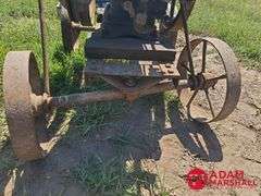 John Deere  Hit & Miss Motor On Cart