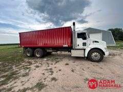 2008  Kenworth  T300  Straight Truck