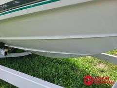 1992  Rinker  186 Captiva  V-Hull Boat - 18FT