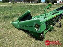 1999  John Deere  893  Corn Head - 8R30