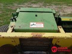 John Deere  Pull Type Silage Chopper