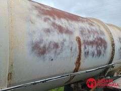 1976  Fruehauf  7000 Gallon Tanker  Trailer