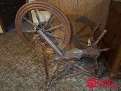 Vintage Spinning Wheel