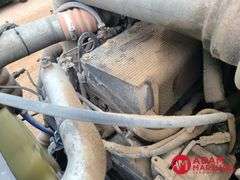 2005  International Harvester  8000  Semi Truck