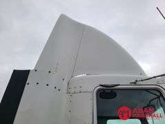 2012  Kenworth  T800  Semi Truck