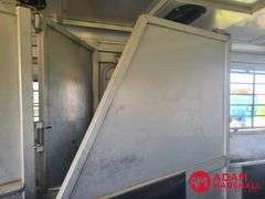 1998  Sundowner  4-Horse Trailer w/ Living Quarters  - 34FT