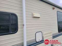 1993  NU-WA  Hitchhiker  Camper Trailer - 30FT
