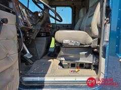 1999  International  9400  Straight Truck