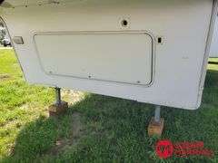 2002  Keystone  Cougar  5th Wheel Camper - 28FT