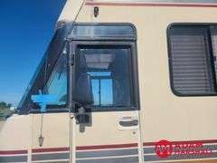 1988  Chevrolet   P30 Superchief Motorhome - 31FT