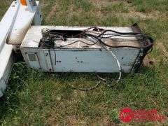 Altec  Utility Bed w/ Boom