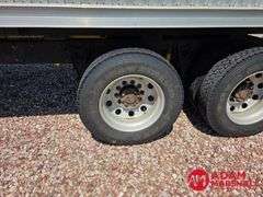 1999  International  9400  Straight Truck