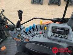 2023  Kubota  M7-152 Deluxe  MFWD Tractor w/ Loader