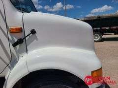 1991  International  8100  Semi Truck