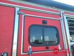 1998  Sundowner  4-Horse Trailer w/ Living Quarters  - 34FT