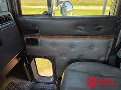 1993  International  Eagle 9300  Straight Truck