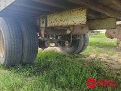 1986  Fruehauf  Van Trailer - 28FT