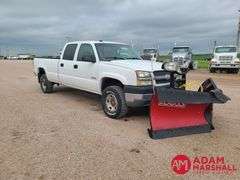 2004  Chevrolet  Silverado 3500  Pickup - Gasoline