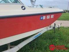 1977  Silverline  Tri-Hull  Boat - 16FT