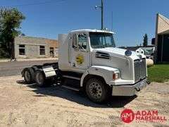 2016  Western Star  4700  Semi Truck