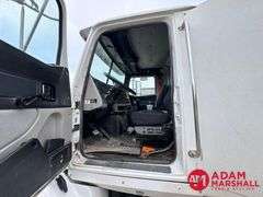 2016  Western Star  4700  Semi Truck