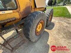 Caterpillar  120  Motor Grader - Mower