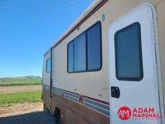 1988  Chevrolet   P30 Superchief Motorhome - 31FT