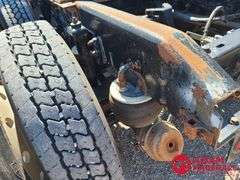 2000  Kenworth  T2000  Semi Truck