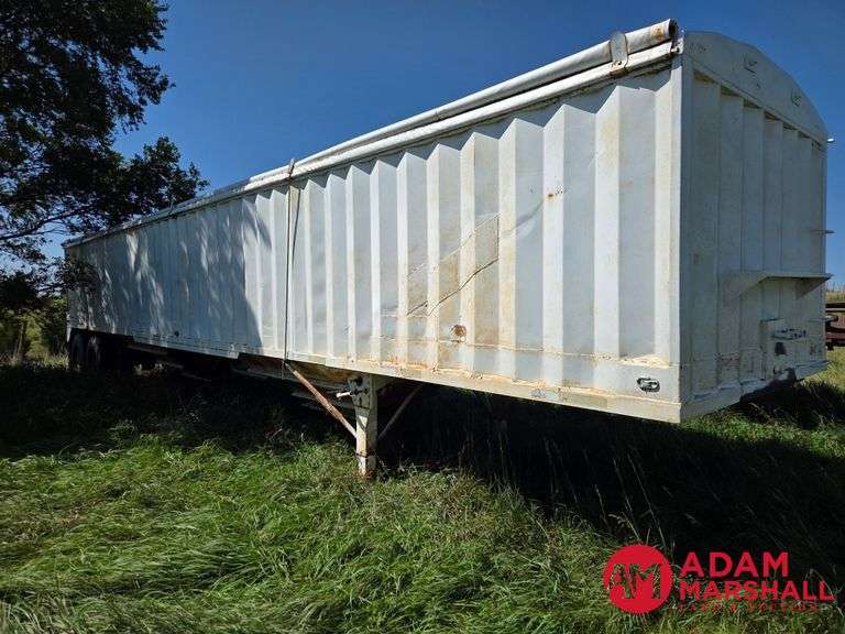 1983  Hawkeye  Grain Trailer - 42FT
