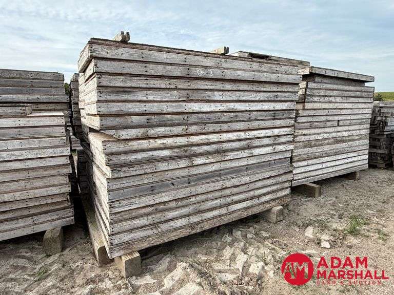 (82) Concrete Wall Wood Forms - 8FTx3FT