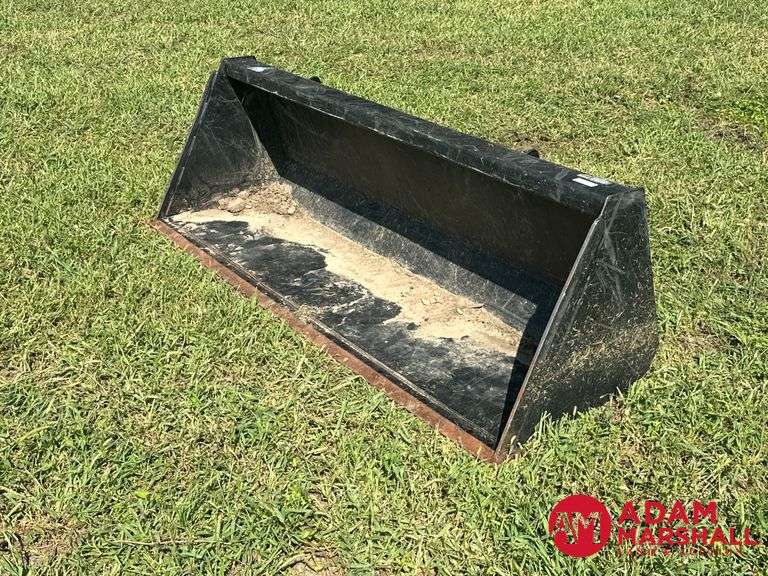 Skid Steer Bucket - 78IN