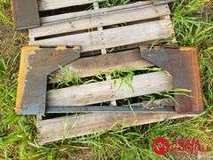 Ecotric Mounting Plate for Skid Steer