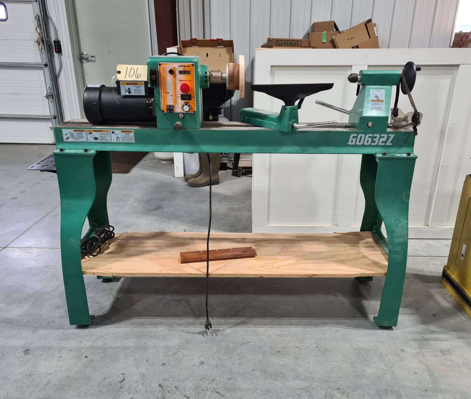 Grizzly G0632Z 16″ x 42″ Variable-Speed Wood Lathe - Adam Marshall