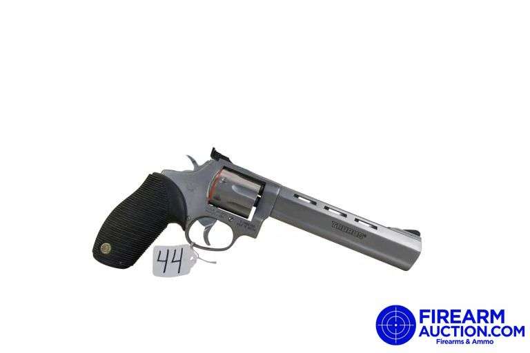 Taurus Tracker Revolver - 17 HMR - SN: VJ986138