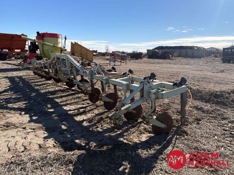 Orthman  Side Dress Fertilizer Applicator - 12R30