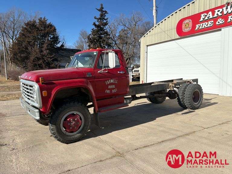 1976  Ford  F600  Cab & Chassis Truck - Gasoline