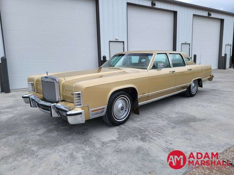1979  Lincoln  Continental Town Car
