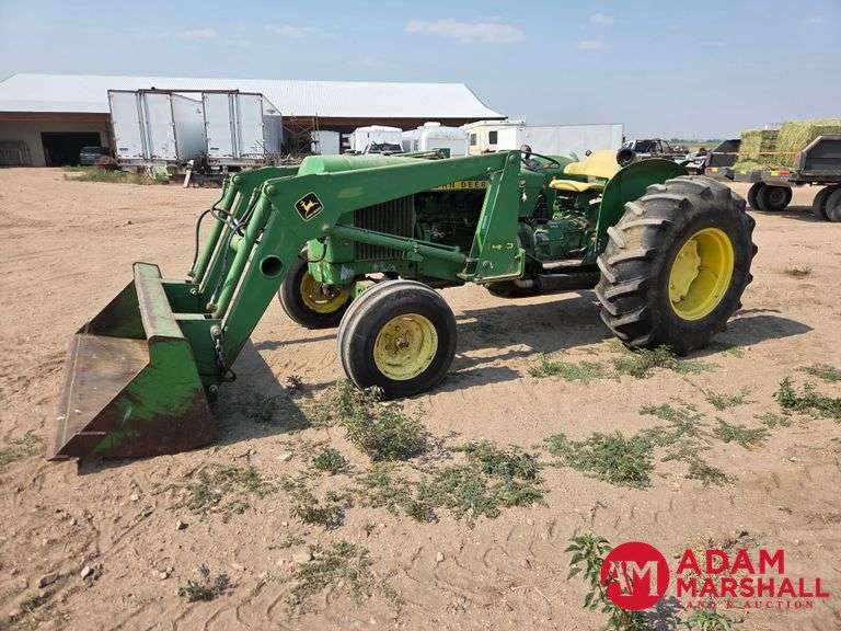 1976  John Deere  2440  Tractor w/ Loader