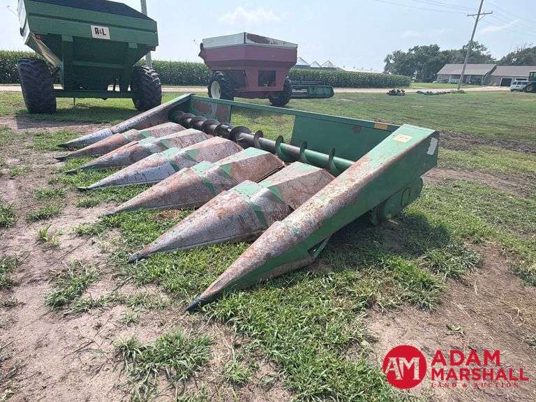 John Deere   644  Corn Head - 6R36
