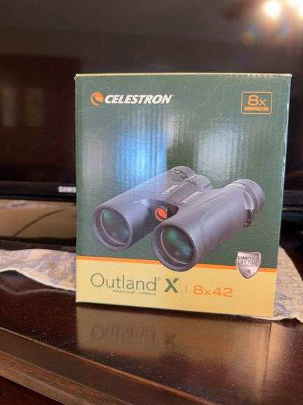 Celestron Outland X 8x42 Binoculars
