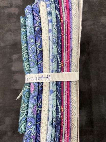 Sarah J Summer Song Quilt Kit