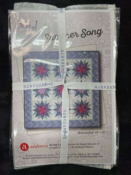 Sarah J Summer Song Quilt Kit