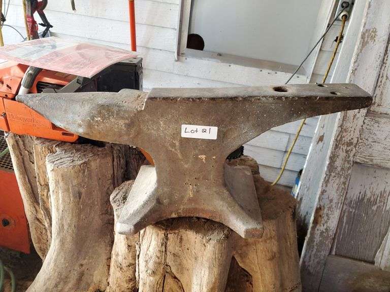 175lb Antique Anvil