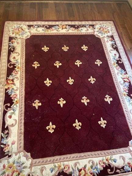 9’x7’ Area Rug